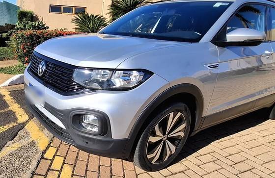 VOLKSWAGEN T-CROSS 1.0 200 TSI TOTAL FLEX COMFORTLINE AUTOMÁTICO VOLKSWAGEN T-CROSS 1.0 200 TSI TOTAL FLEX COMFORTLINE AUTOMÁTICO
